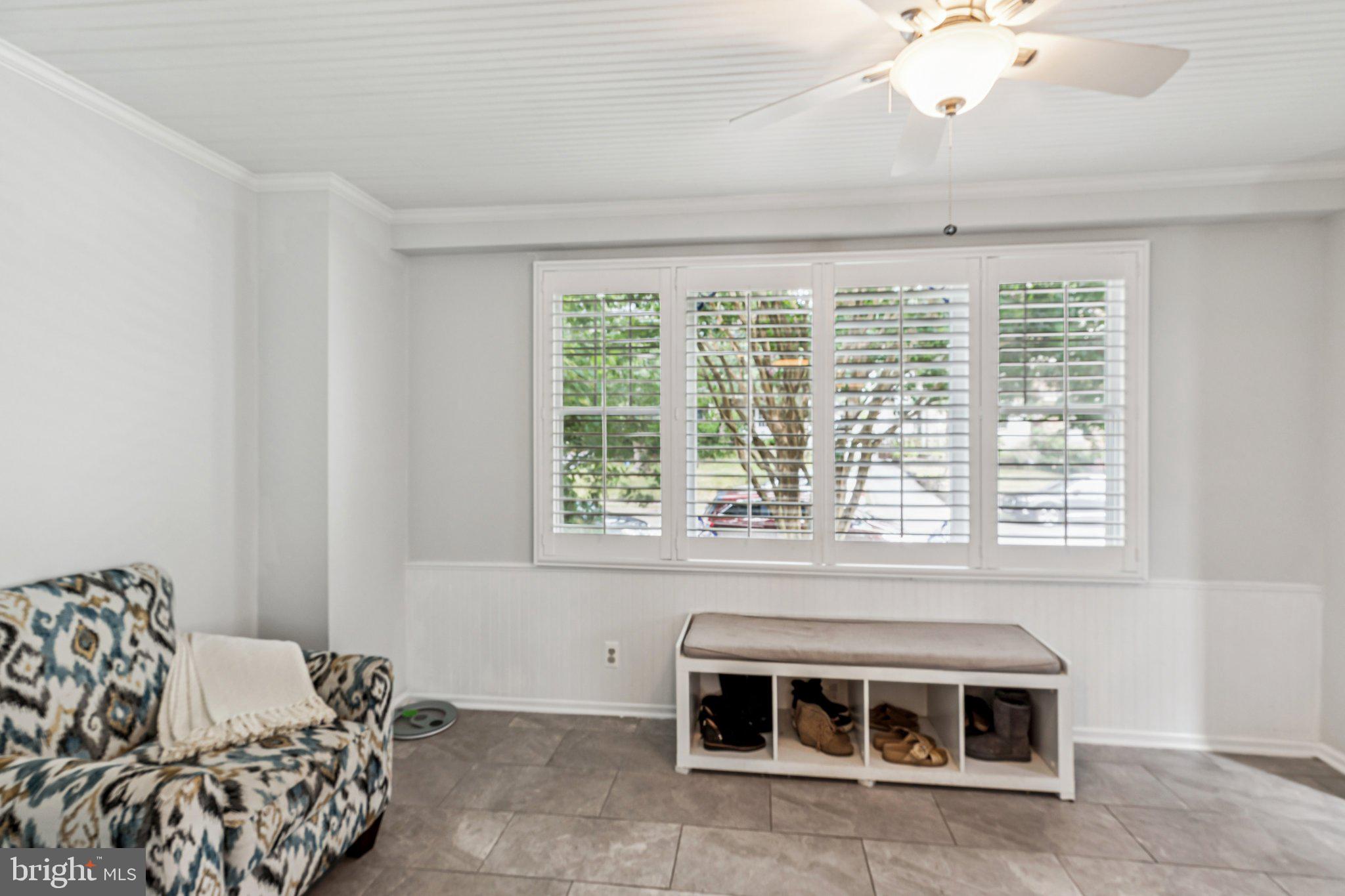 92 W PLUMSTEAD AVENUE