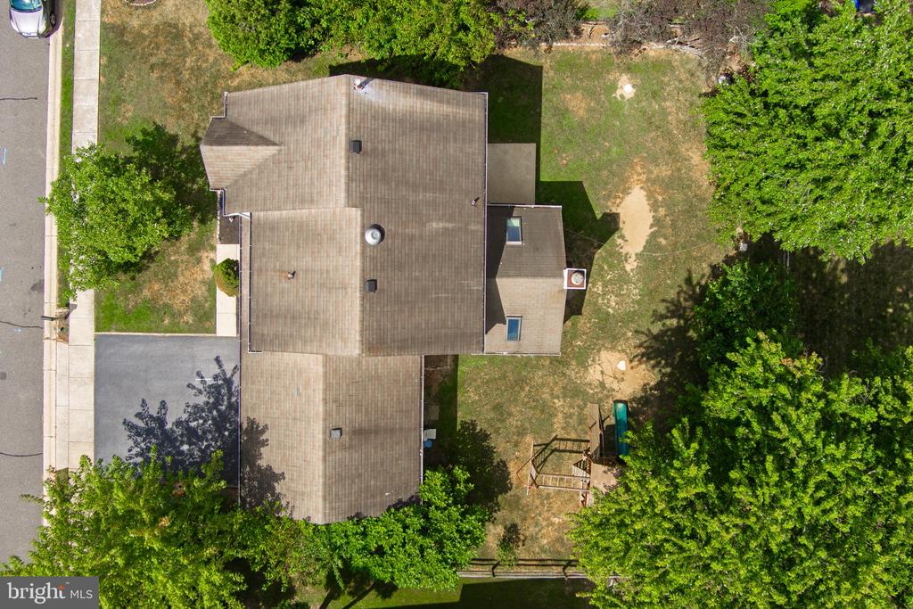107 ROMAINE WAY