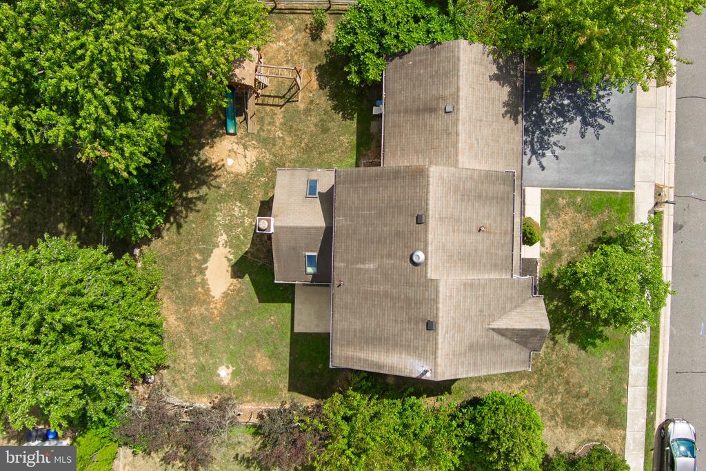 107 ROMAINE WAY