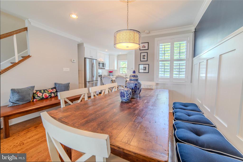 1465 LAWRENCE ROAD