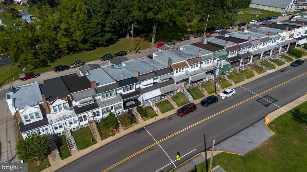 1465 LAWRENCE ROAD