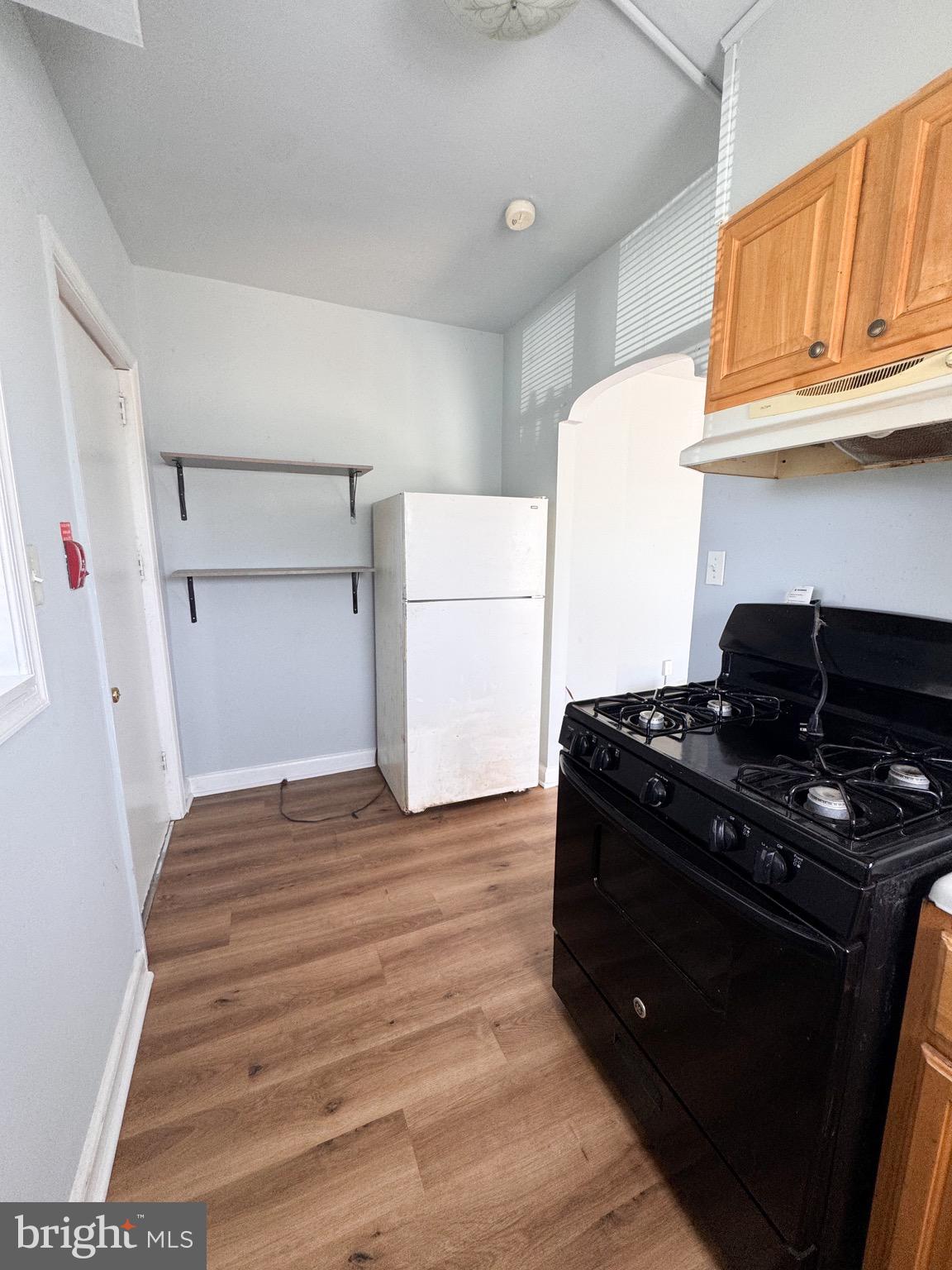 42 S SYCAMORE AVENUE A