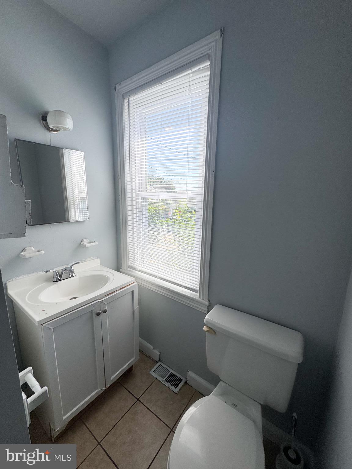 42 S SYCAMORE AVENUE A