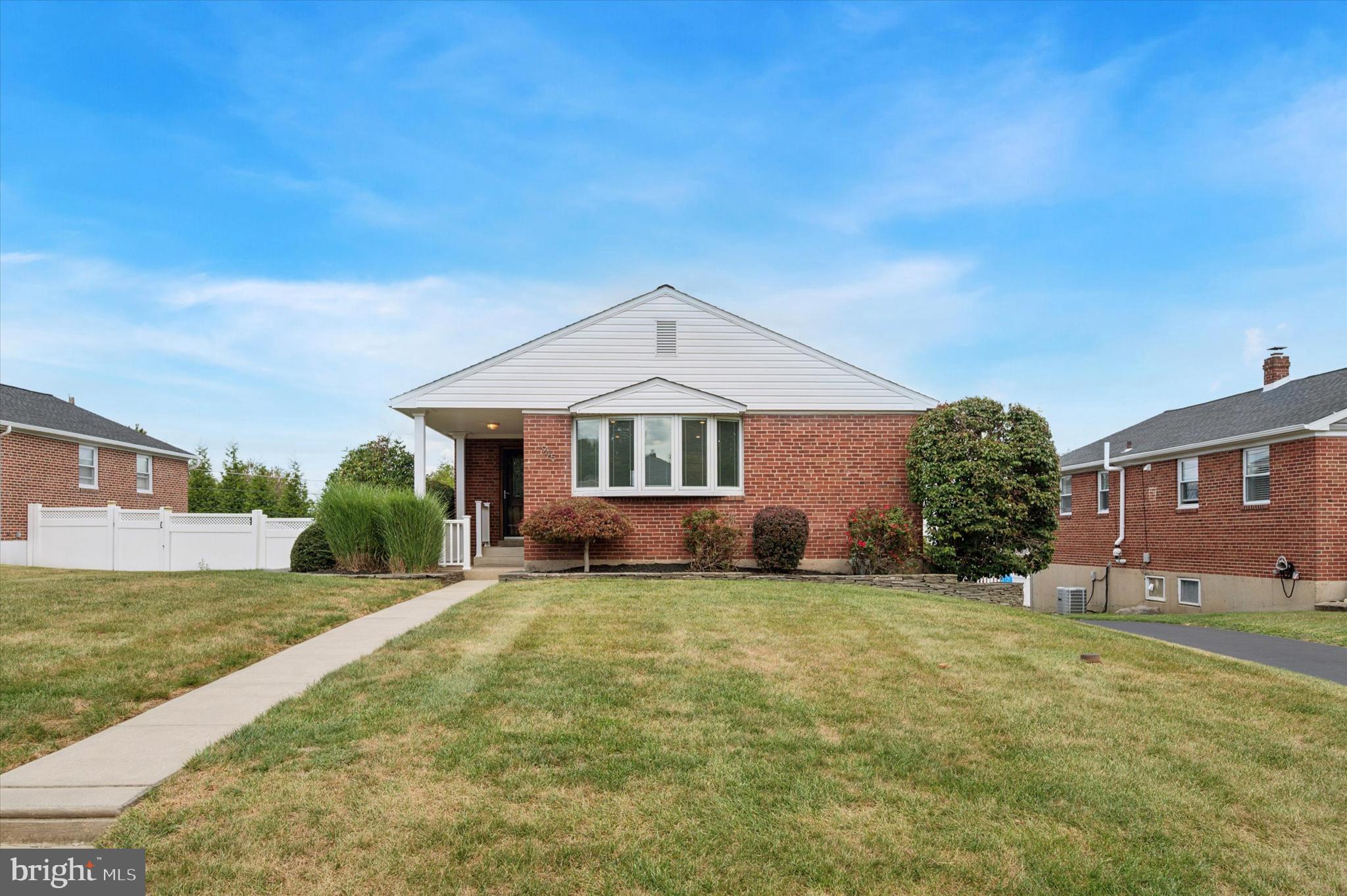945 SPRINGHAVEN ROAD
