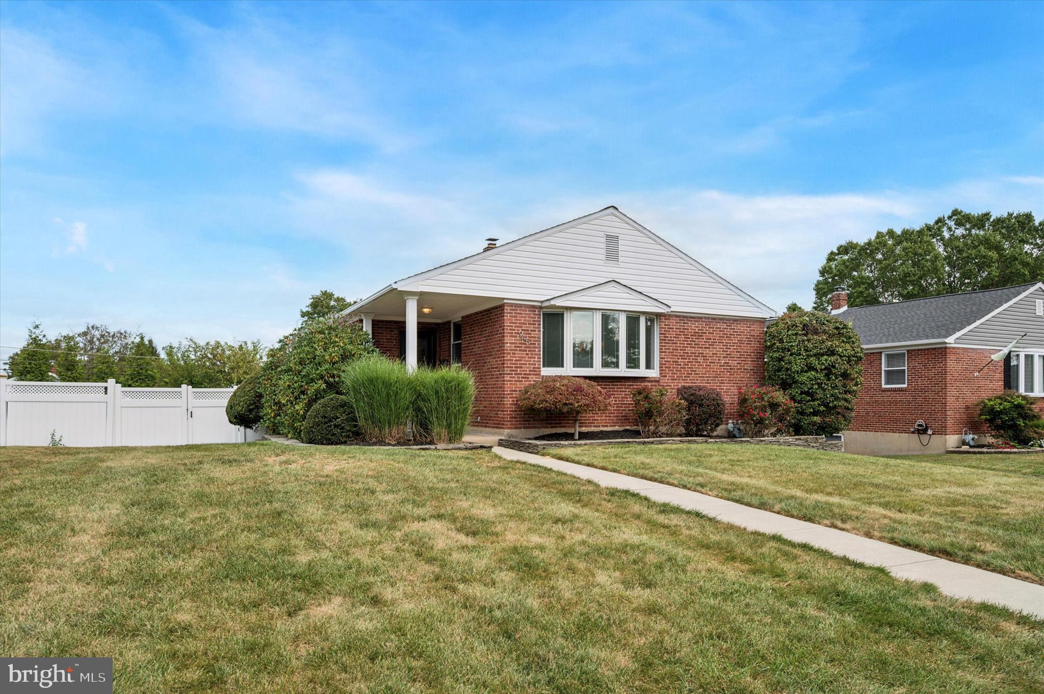 945 SPRINGHAVEN ROAD
