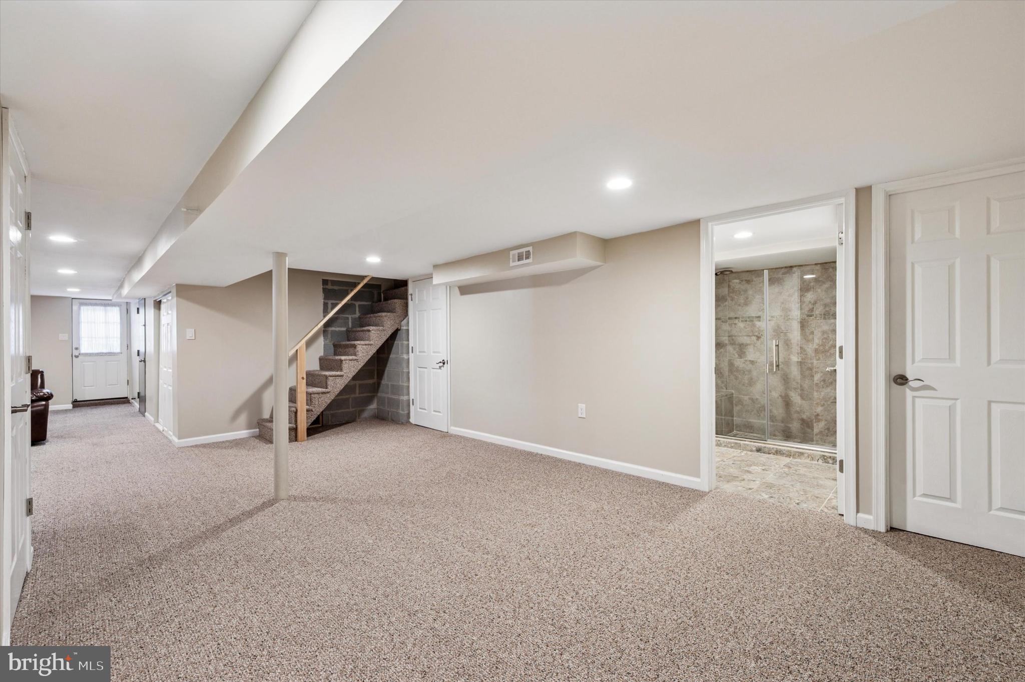 945 SPRINGHAVEN ROAD