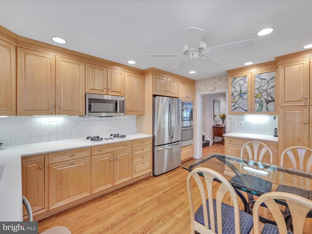 45 GARLOR DRIVE