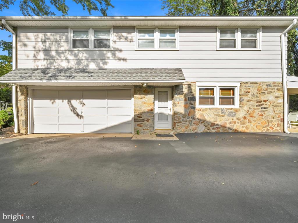 45 GARLOR DRIVE