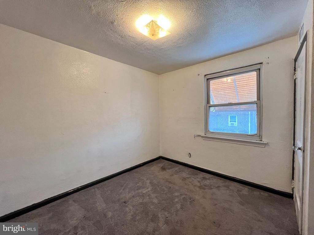 218 SPRINGTON ROAD