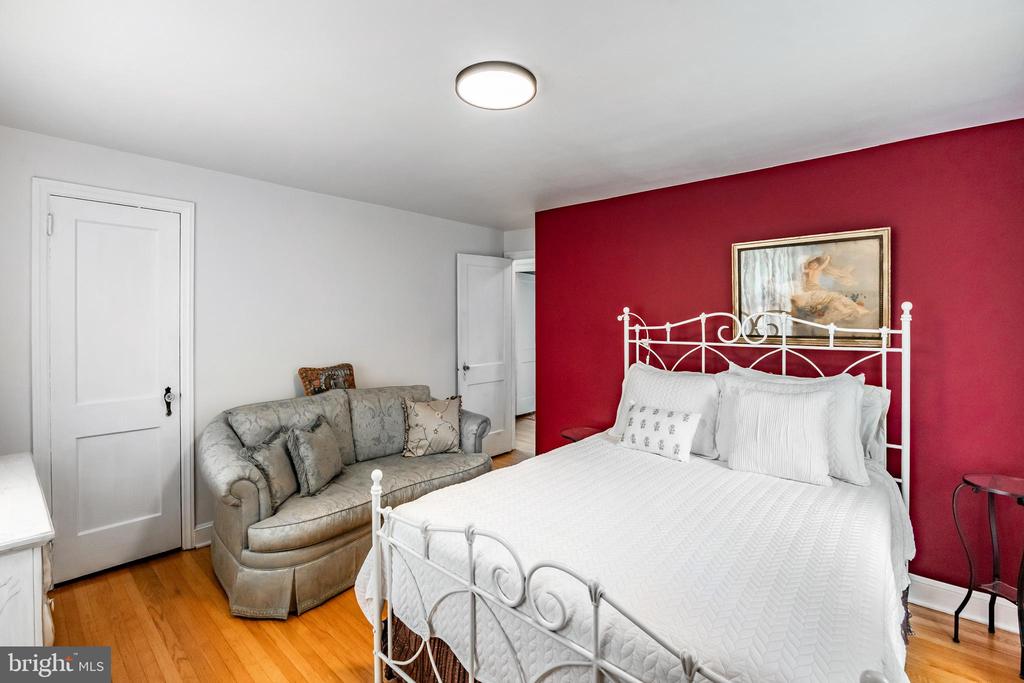 214 BRENTWOOD ROAD