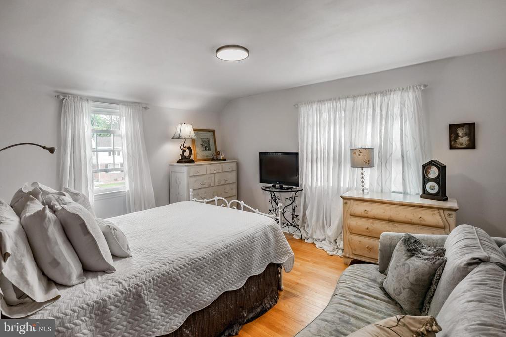 214 BRENTWOOD ROAD
