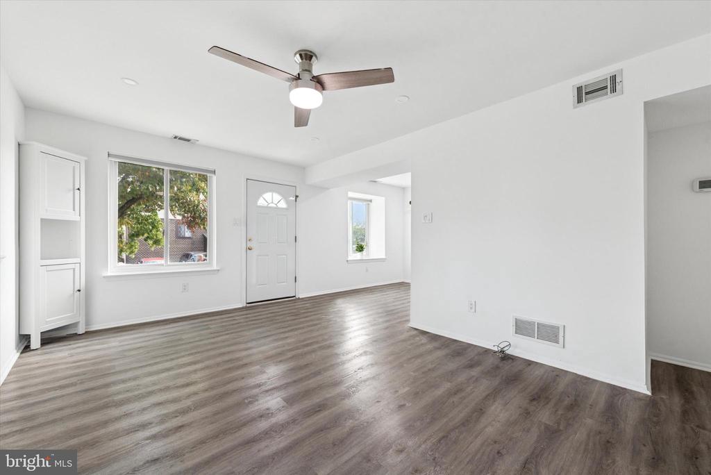 5200 HILLTOP DRIVE BR4
