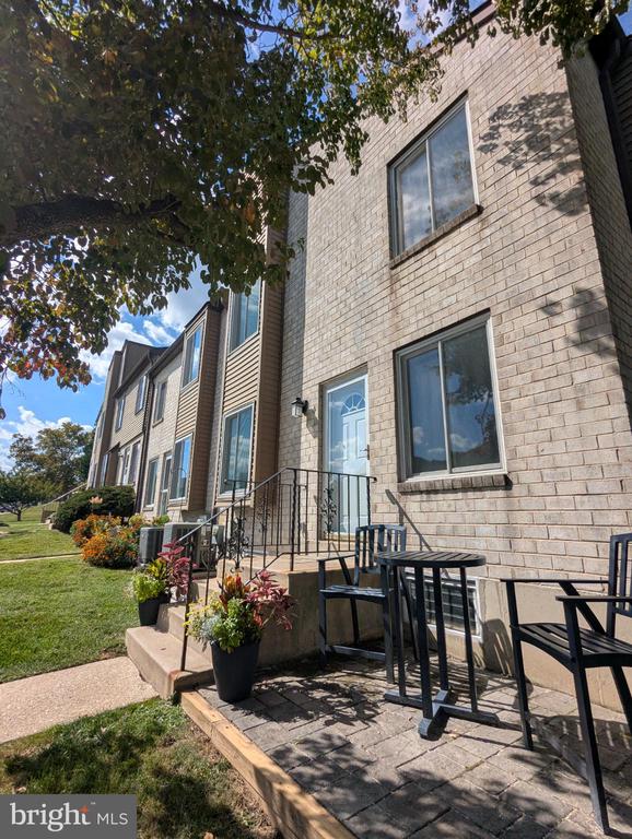 5200 HILLTOP DRIVE BR4