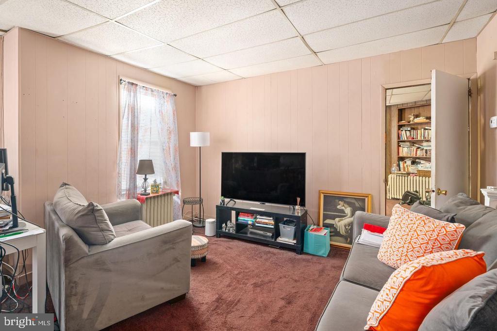 104 N UNION AVENUE