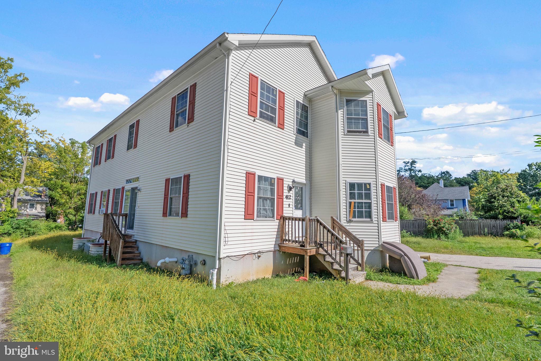 412 FAIRVIEW DRIVE