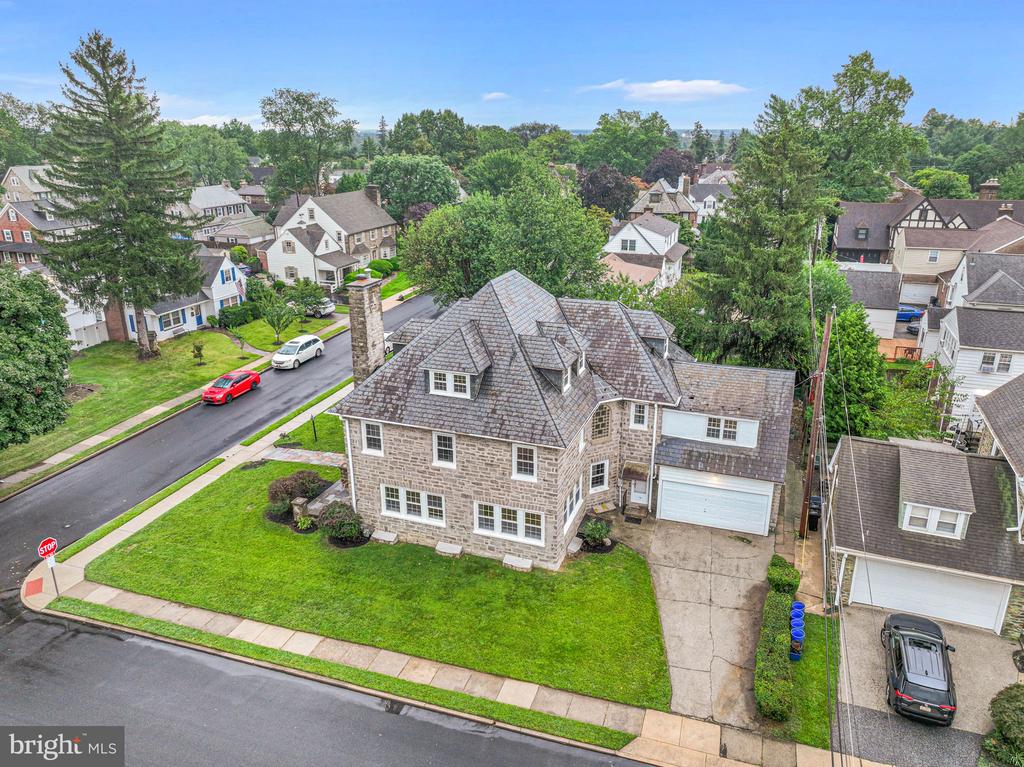 474 KENWOOD ROAD