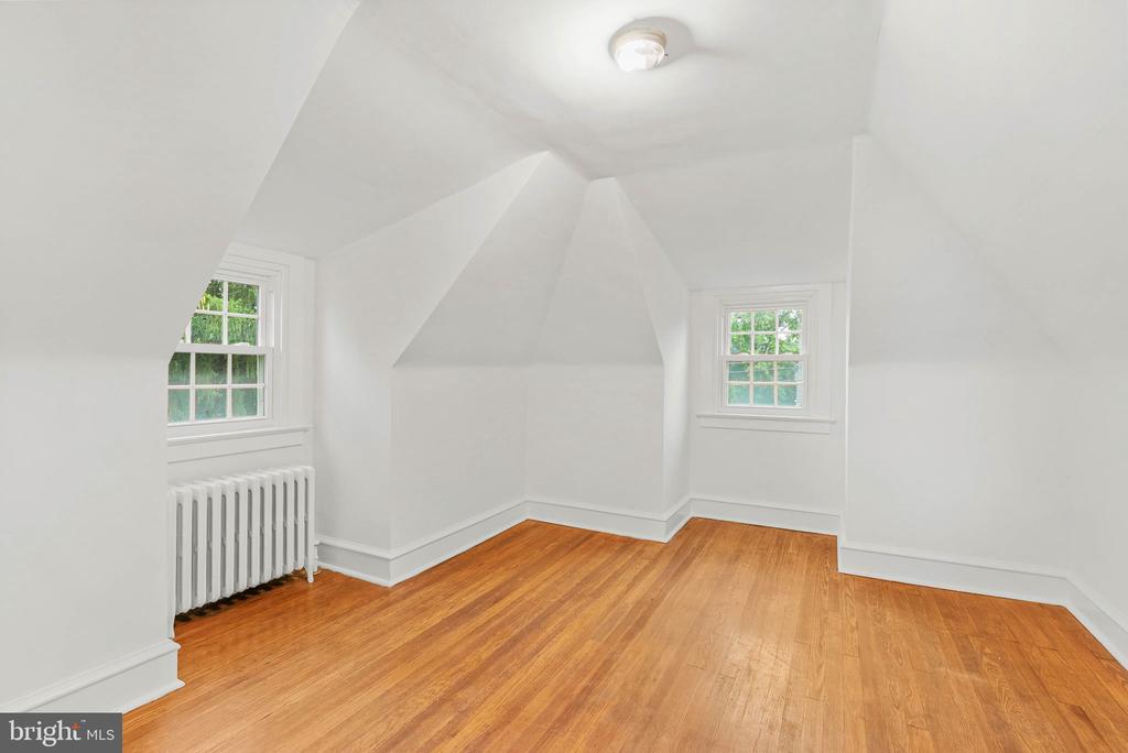 474 KENWOOD ROAD