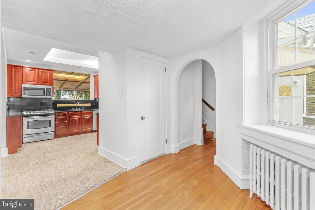 474 KENWOOD ROAD