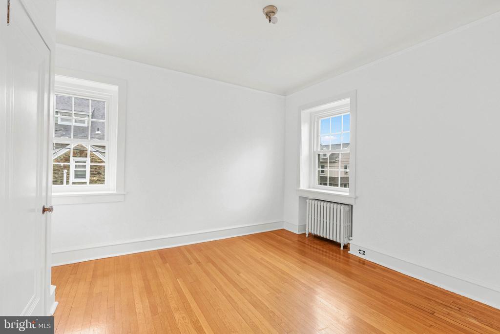 474 KENWOOD ROAD