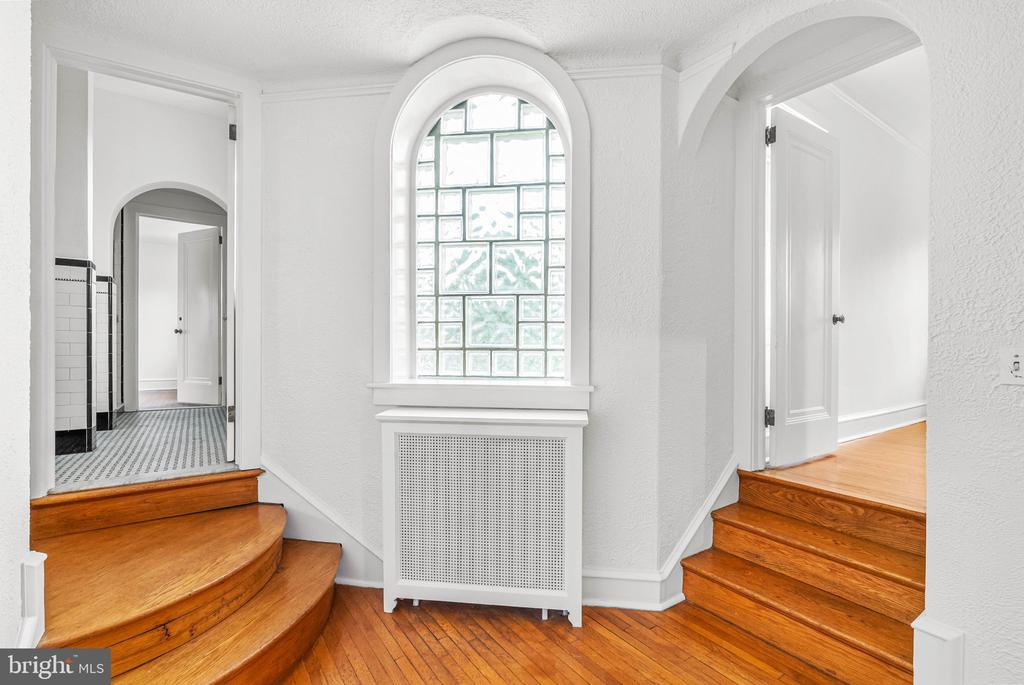 474 KENWOOD ROAD