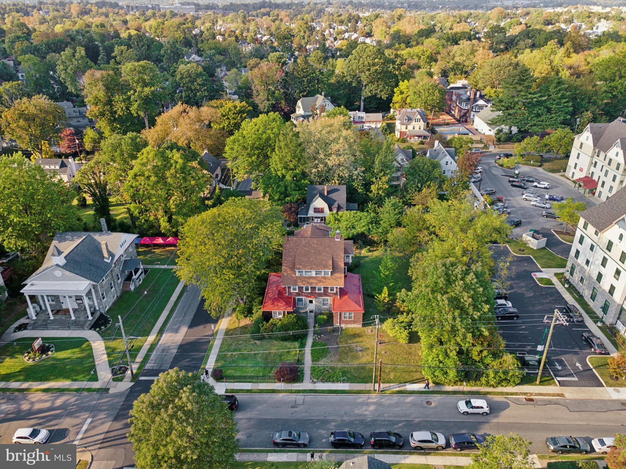 29 W STRATFORD AVENUE