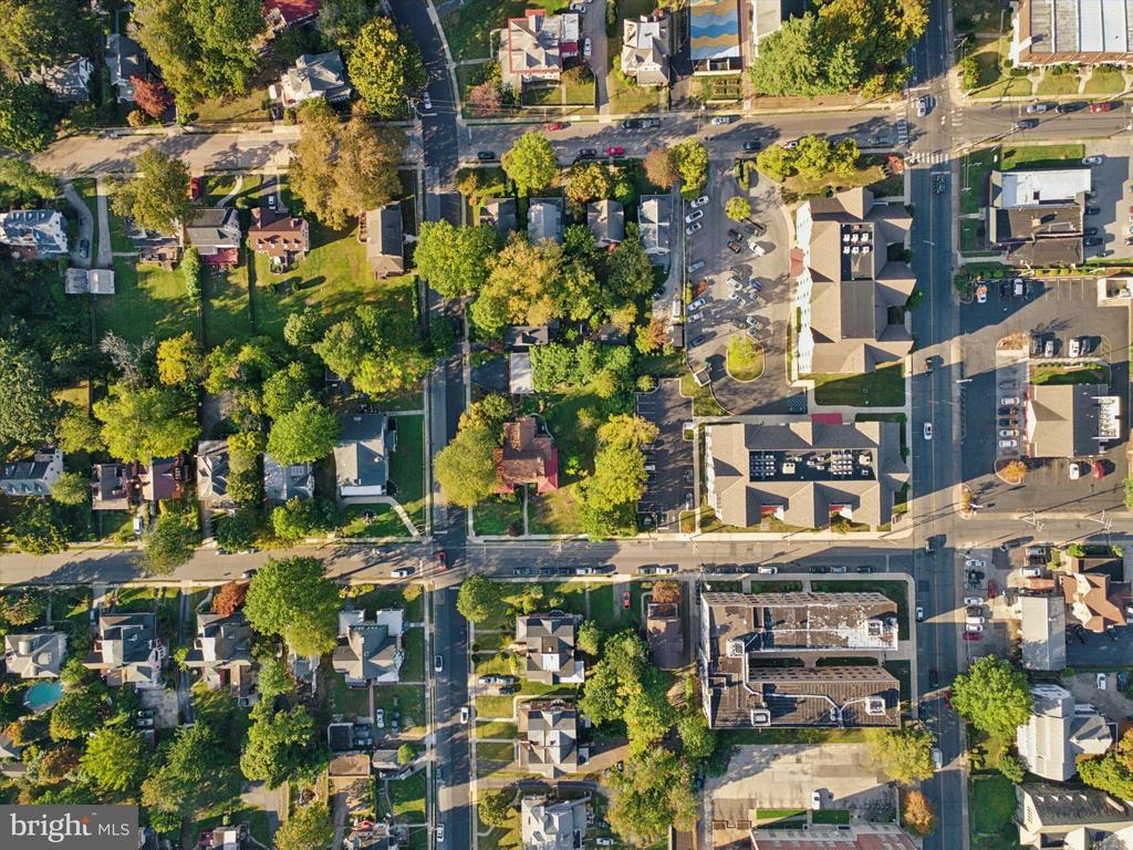 29 W STRATFORD AVENUE