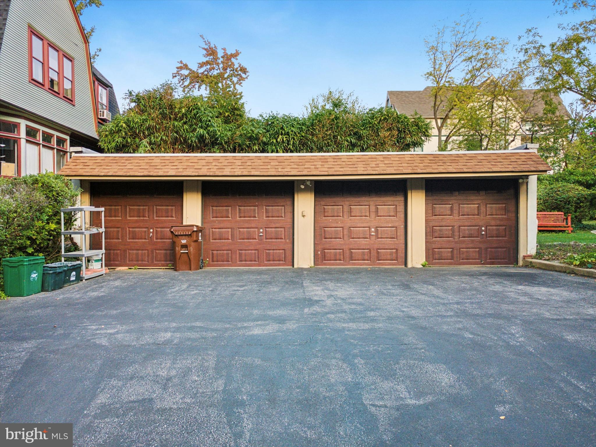 29 W STRATFORD AVENUE