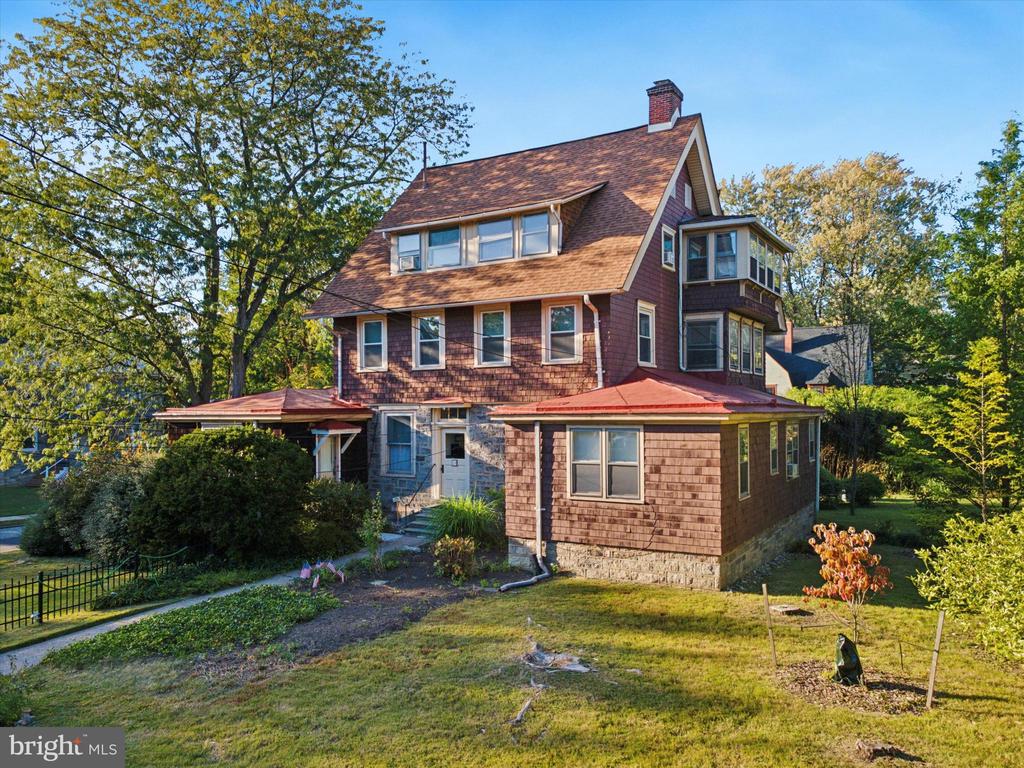 29 W STRATFORD AVENUE
