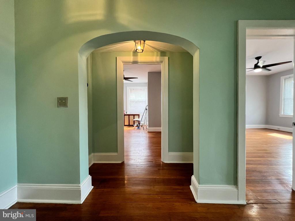 29 W STRATFORD AVENUE
