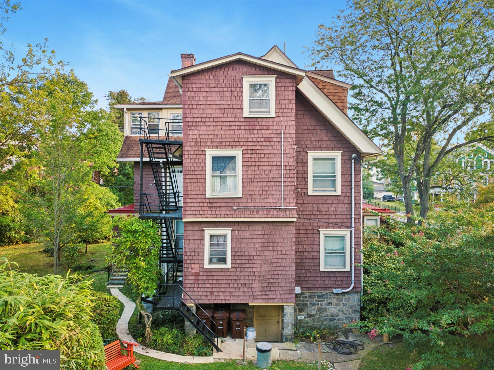 29 W STRATFORD AVENUE