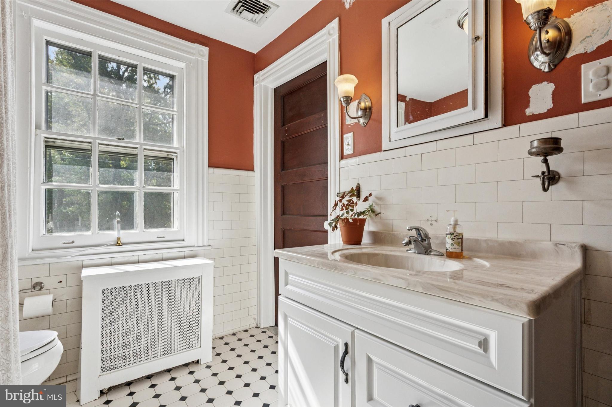 55 E GREENWOOD AVENUE