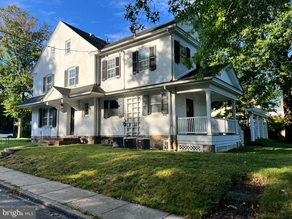 55 E GREENWOOD AVENUE