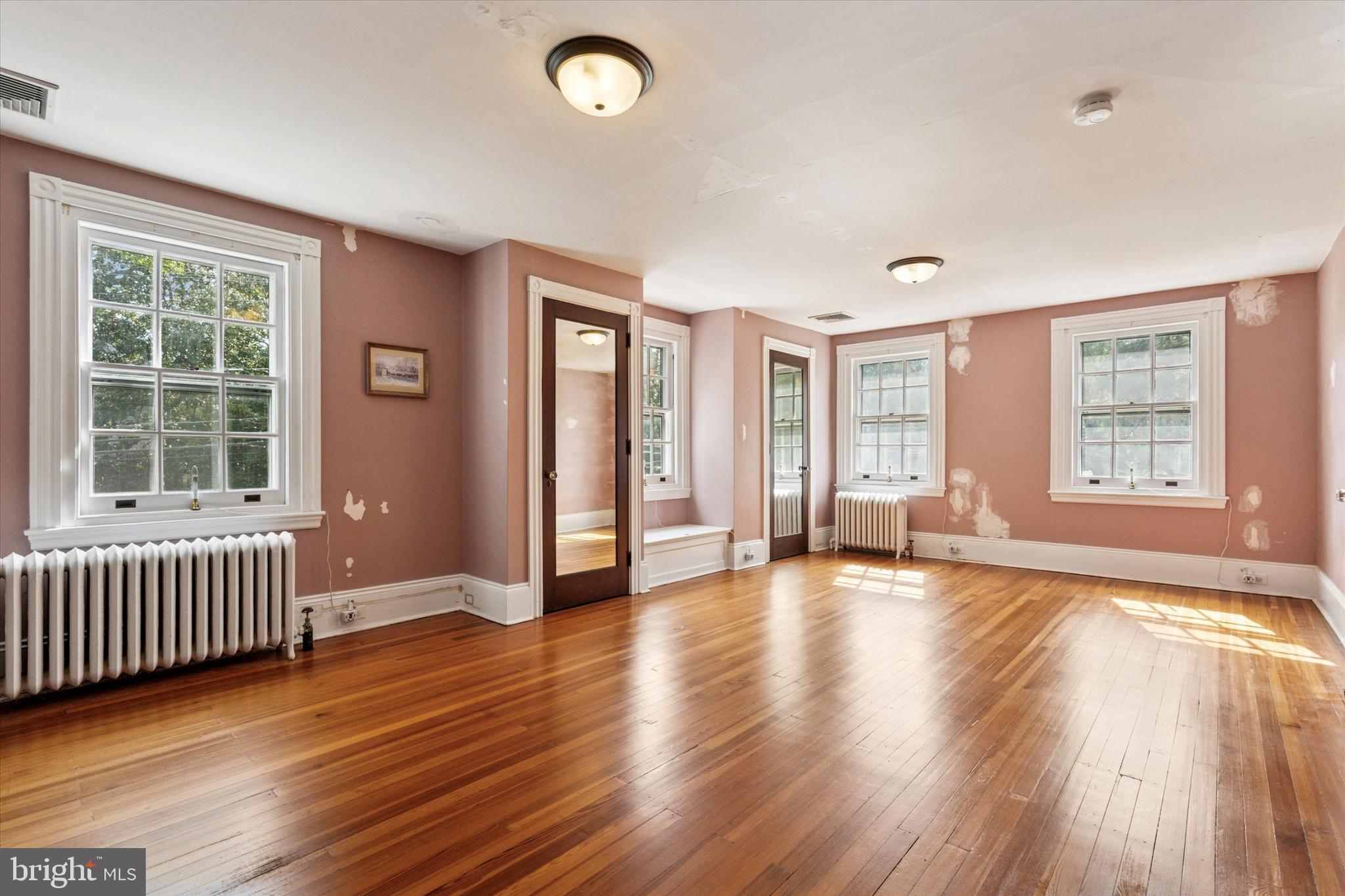 55 E GREENWOOD AVENUE