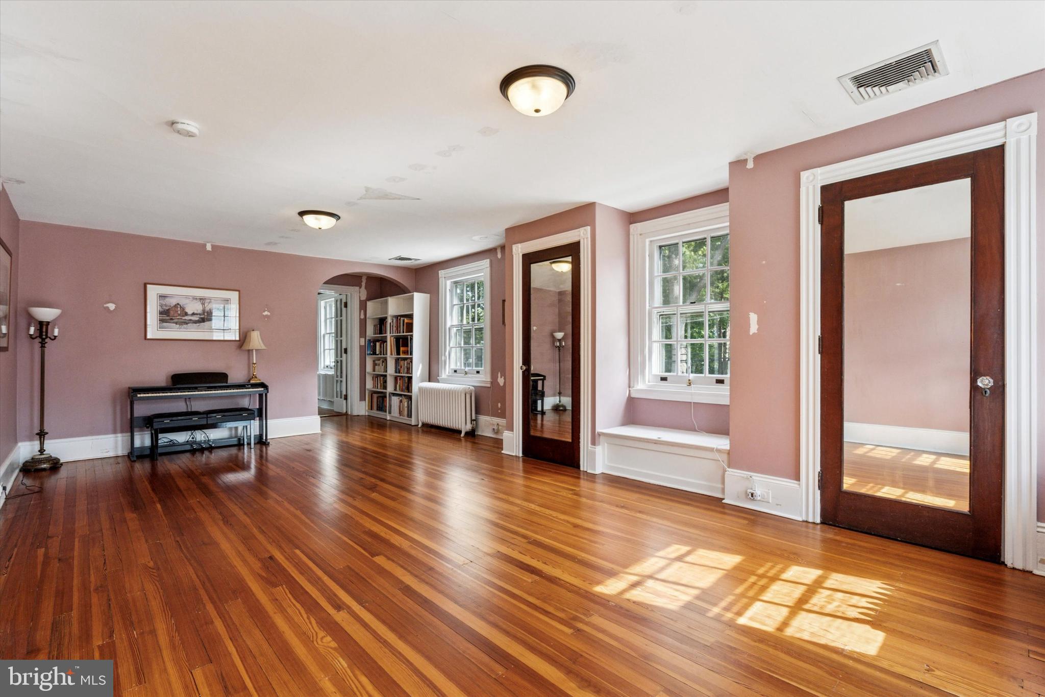 55 E GREENWOOD AVENUE