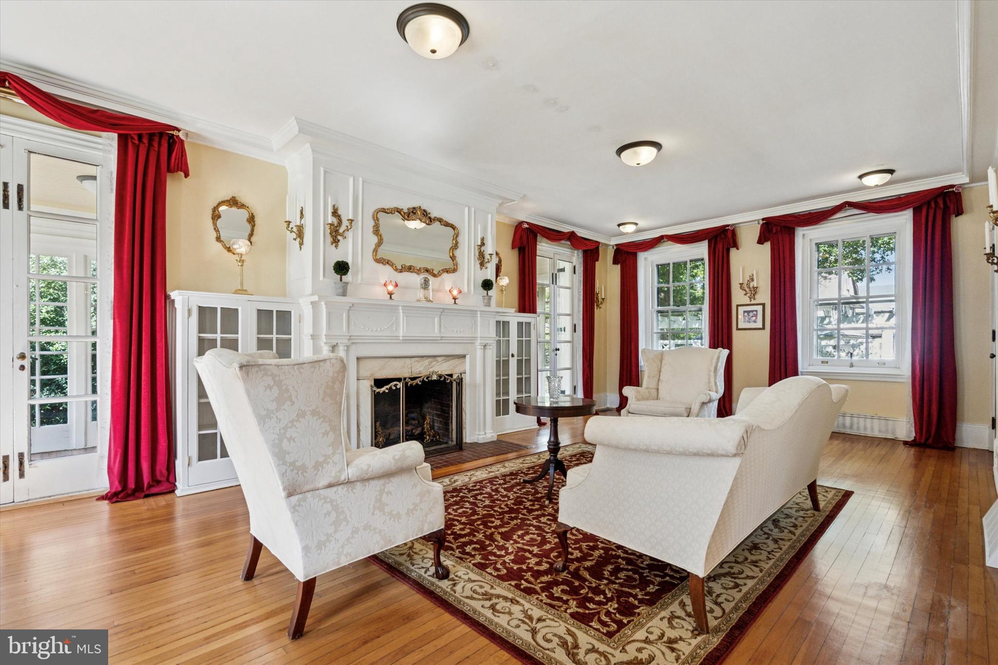 55 E GREENWOOD AVENUE