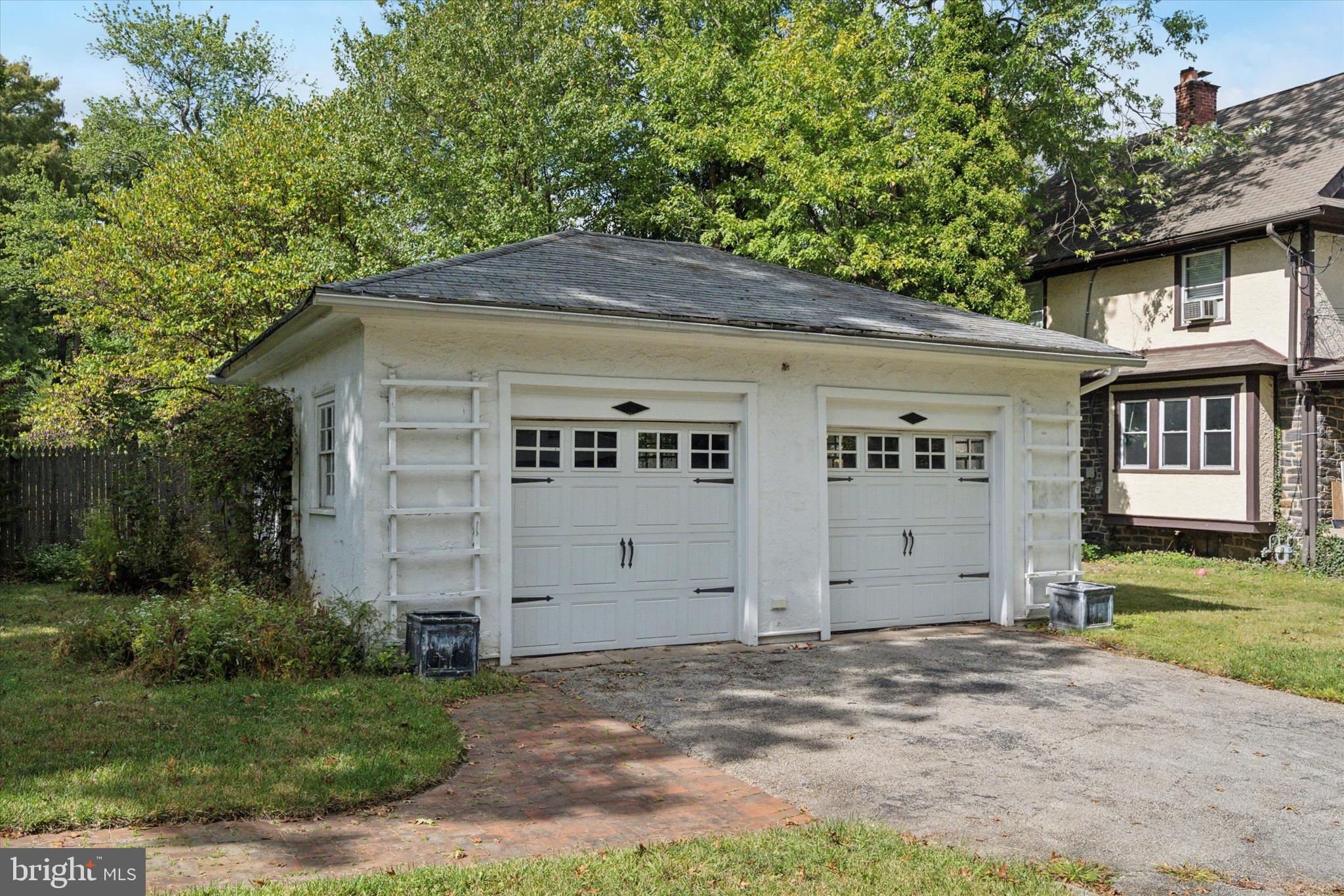 55 E GREENWOOD AVENUE