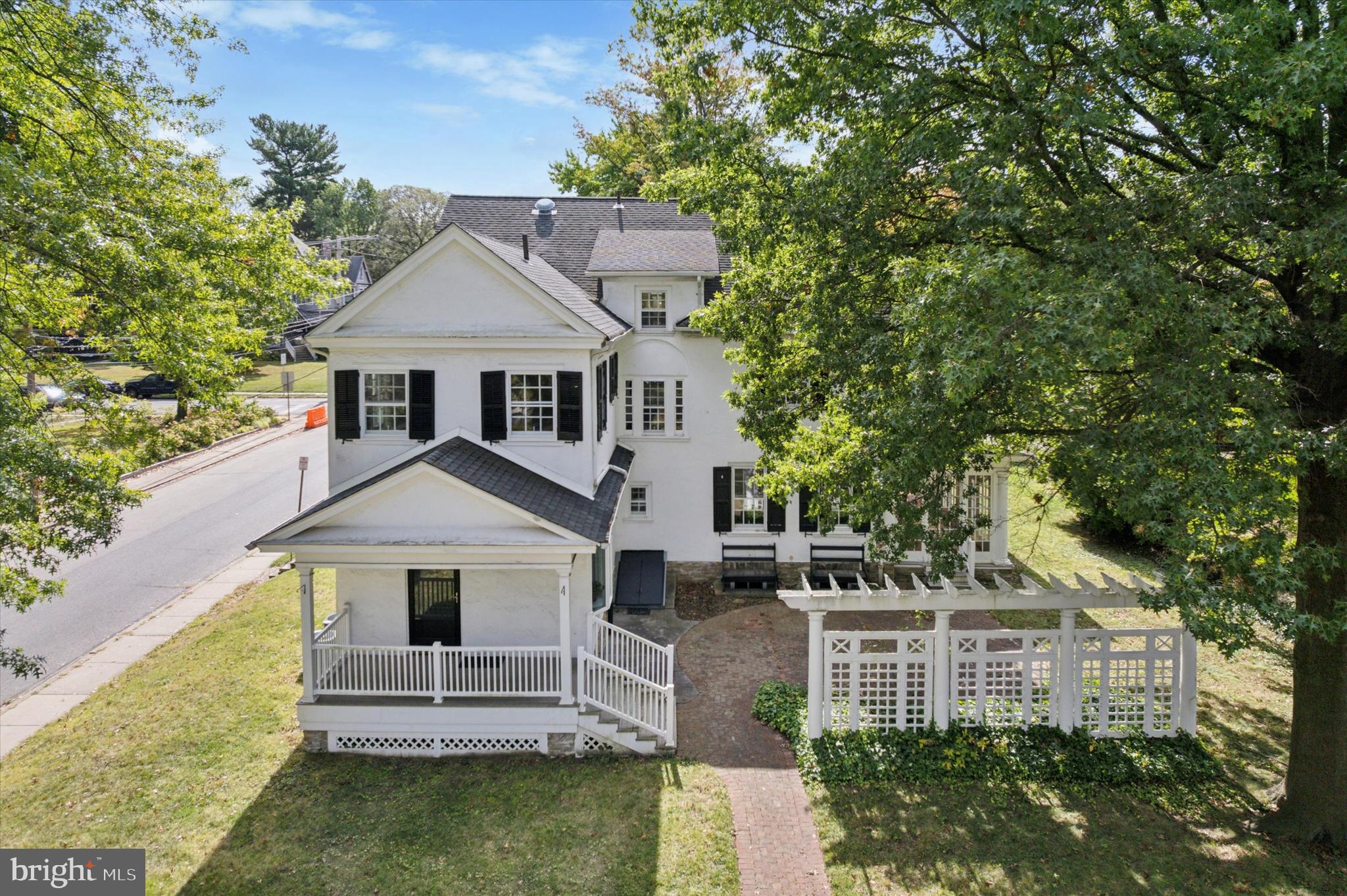 55 E GREENWOOD AVENUE