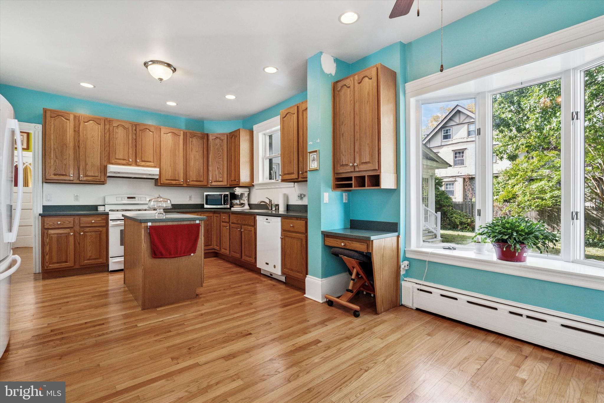 55 E GREENWOOD AVENUE