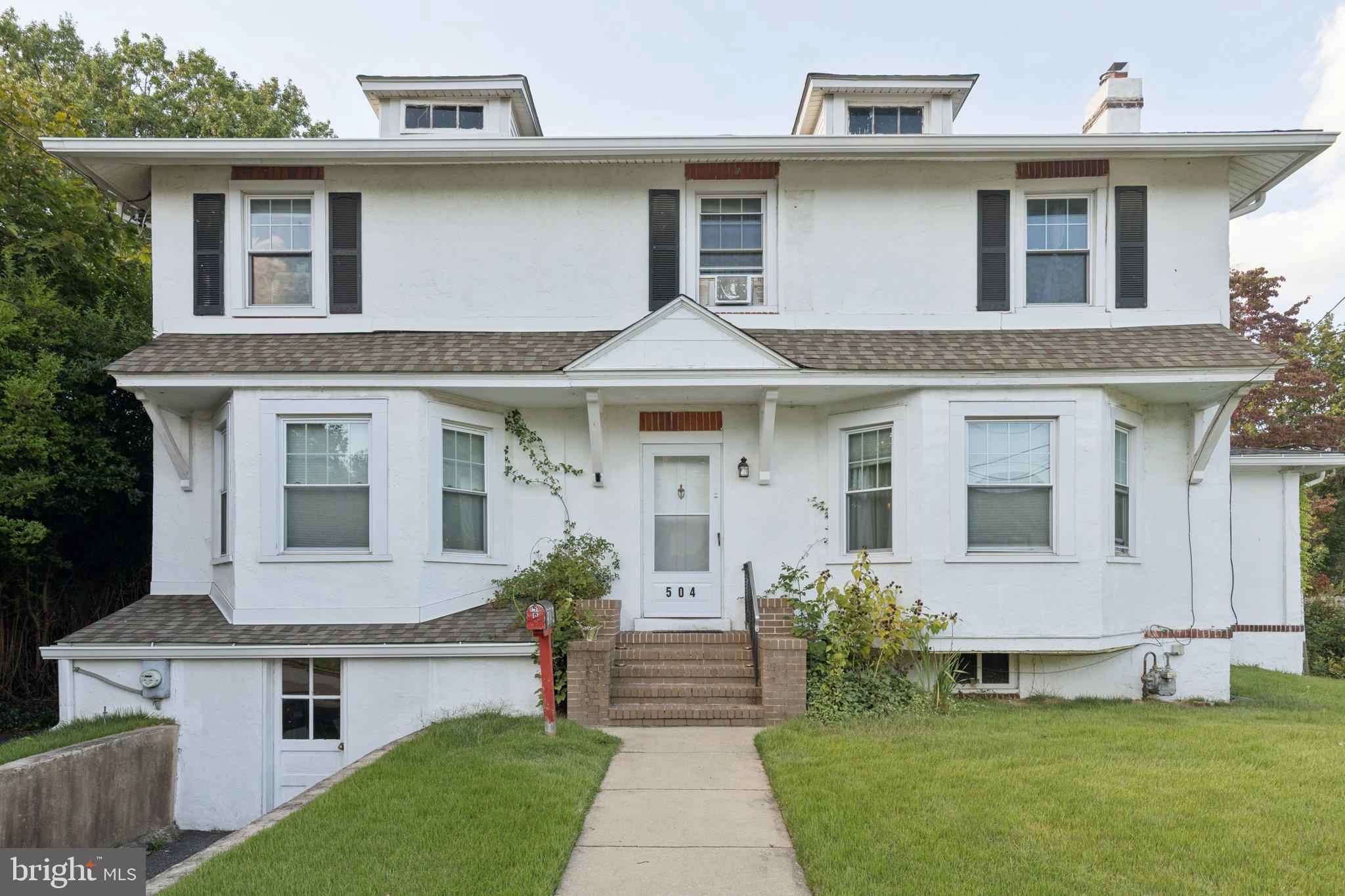 504 S ELMWOOD AVENUE