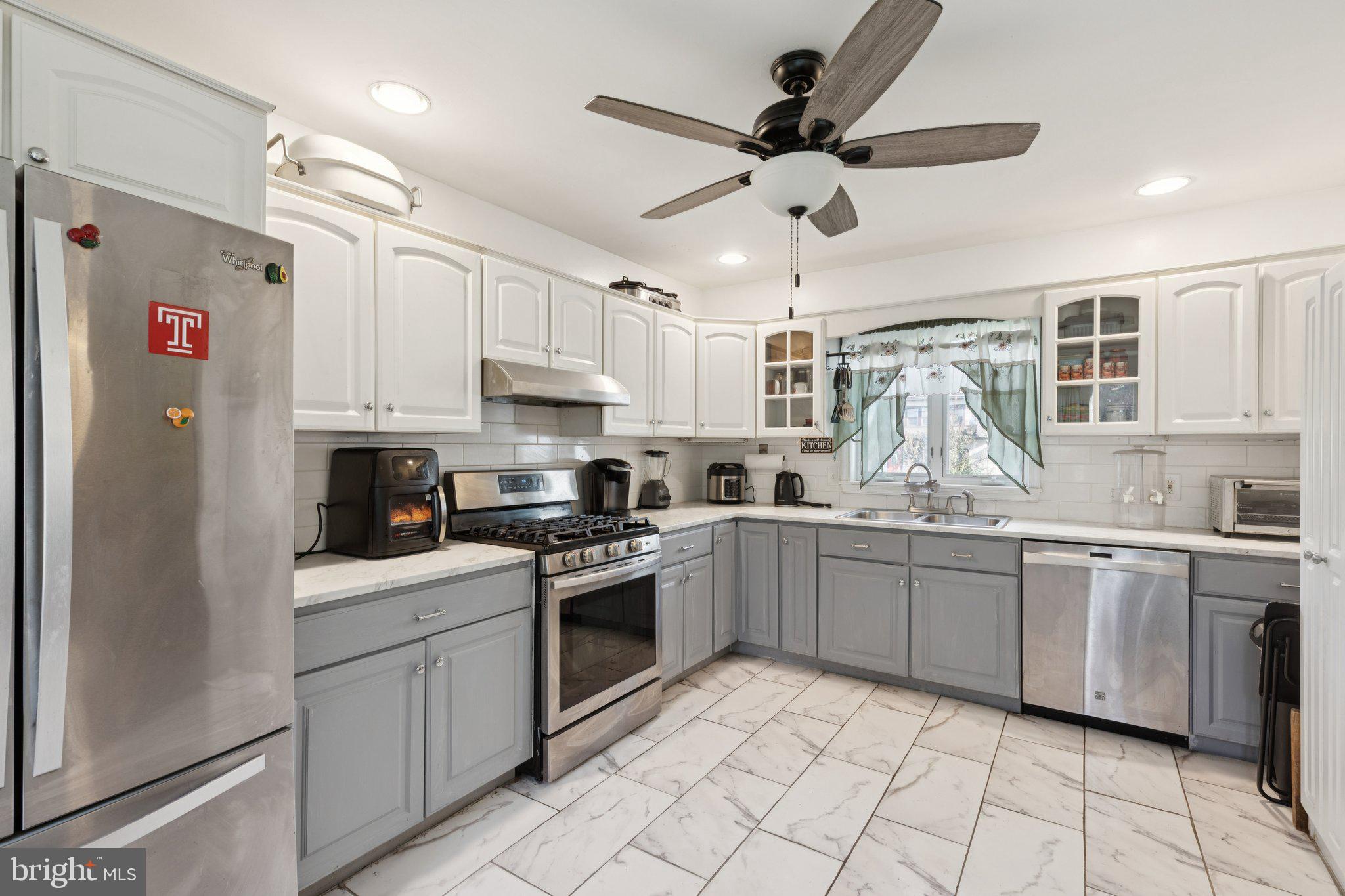 504 S ELMWOOD AVENUE