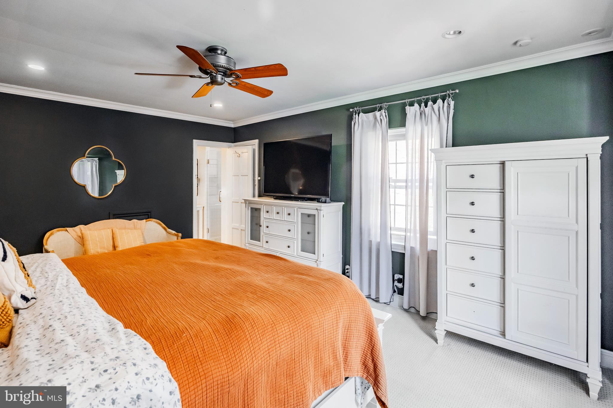 1208 BELFIELD AVENUE