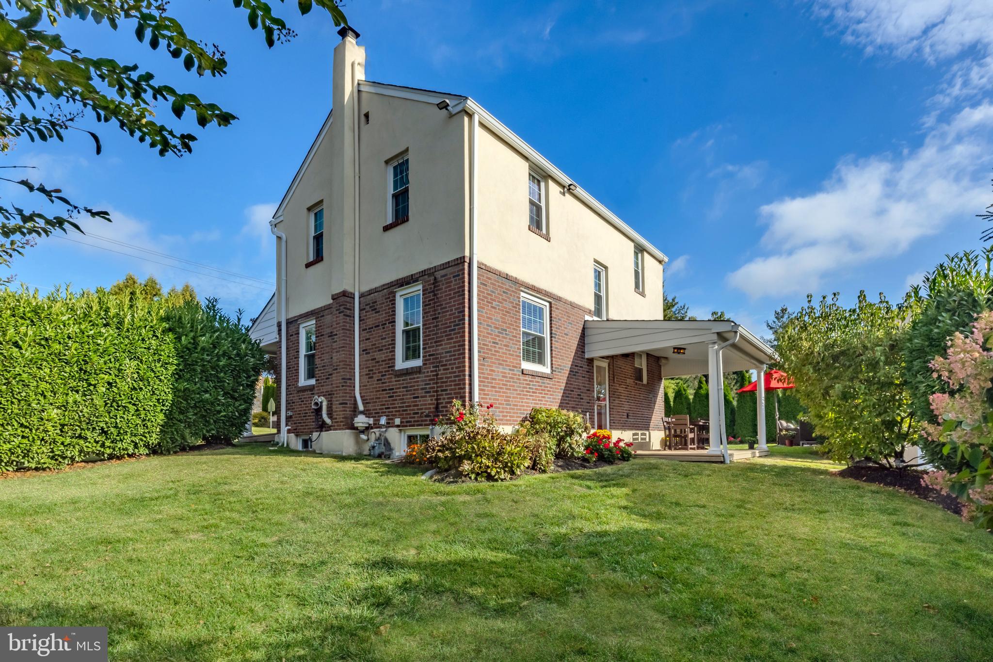 2321 BRYN MAWR AVENUE