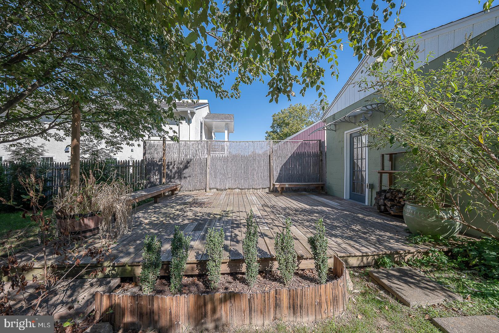 307 MANCHESTER AVENUE