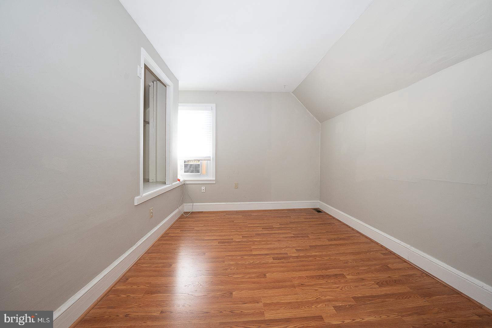 307 MANCHESTER AVENUE