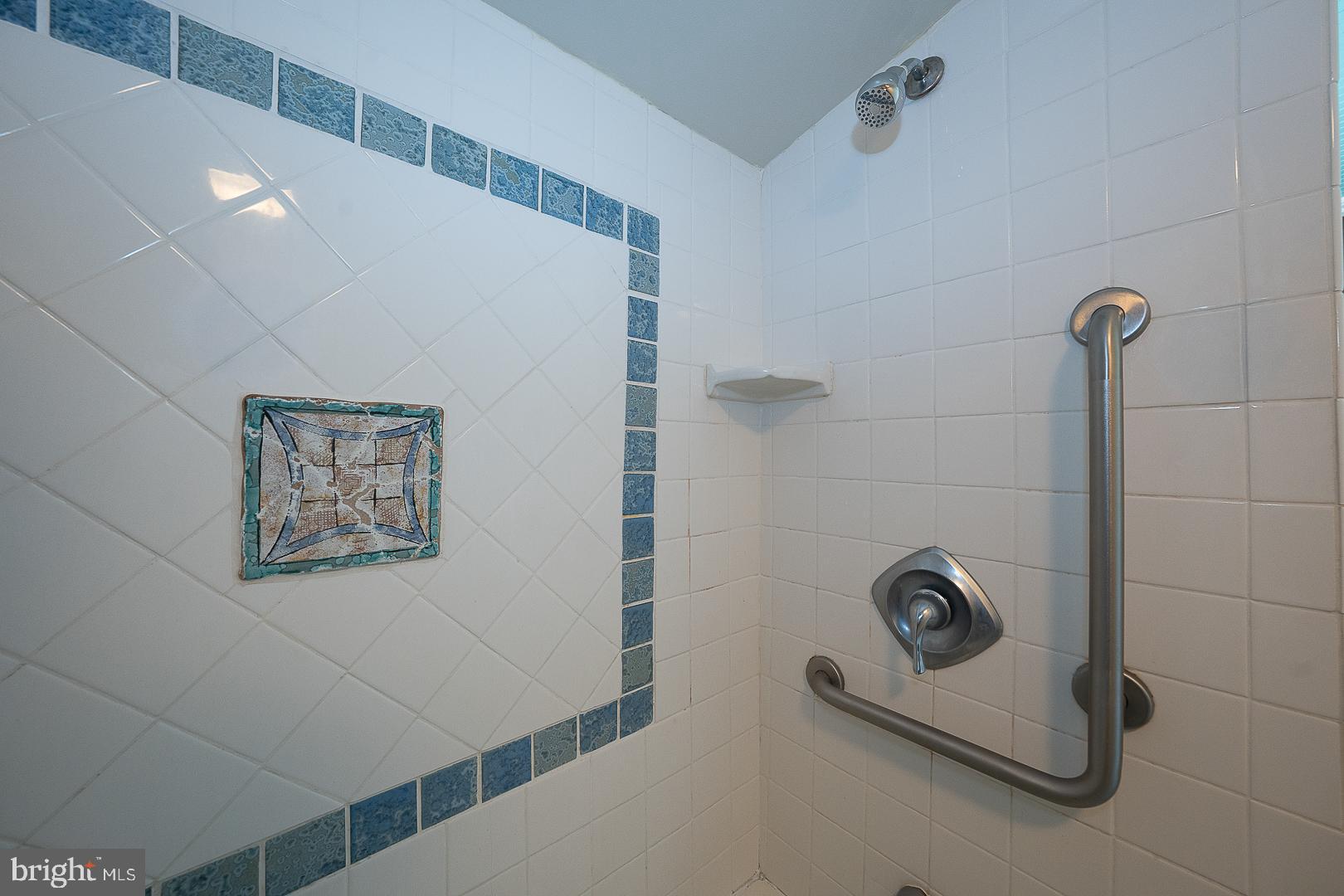 307 MANCHESTER AVENUE