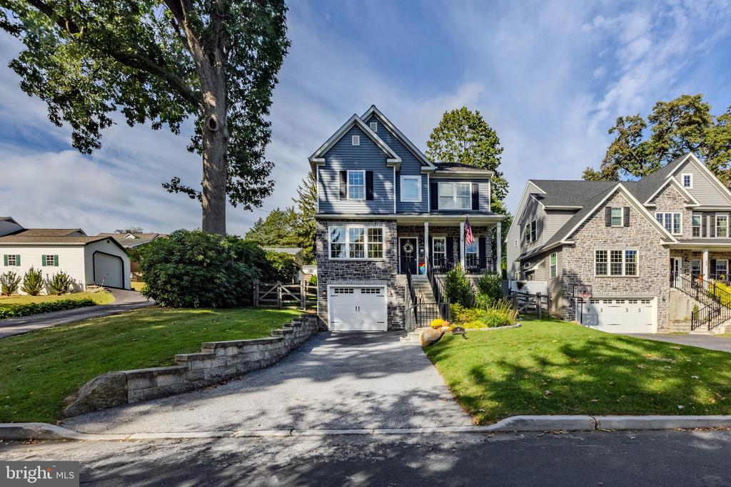 24 OAKLAND ROAD