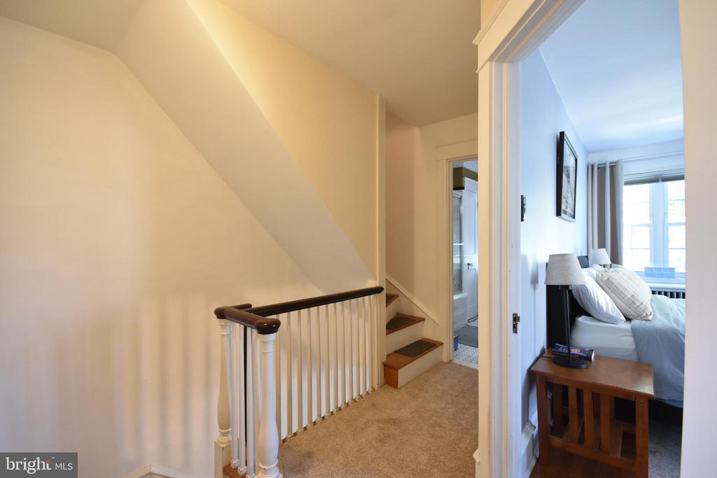 108 GLADSTONE ROAD