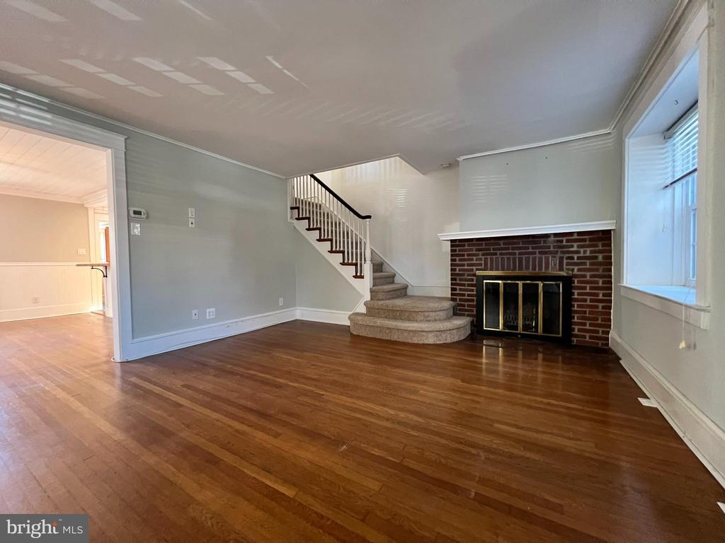 108 GLADSTONE ROAD