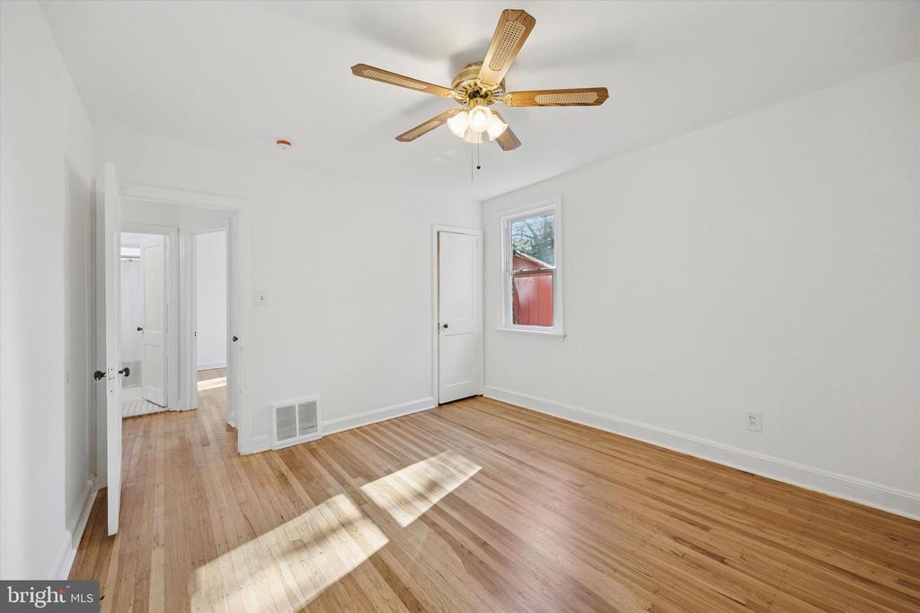 1228 OLD LANE