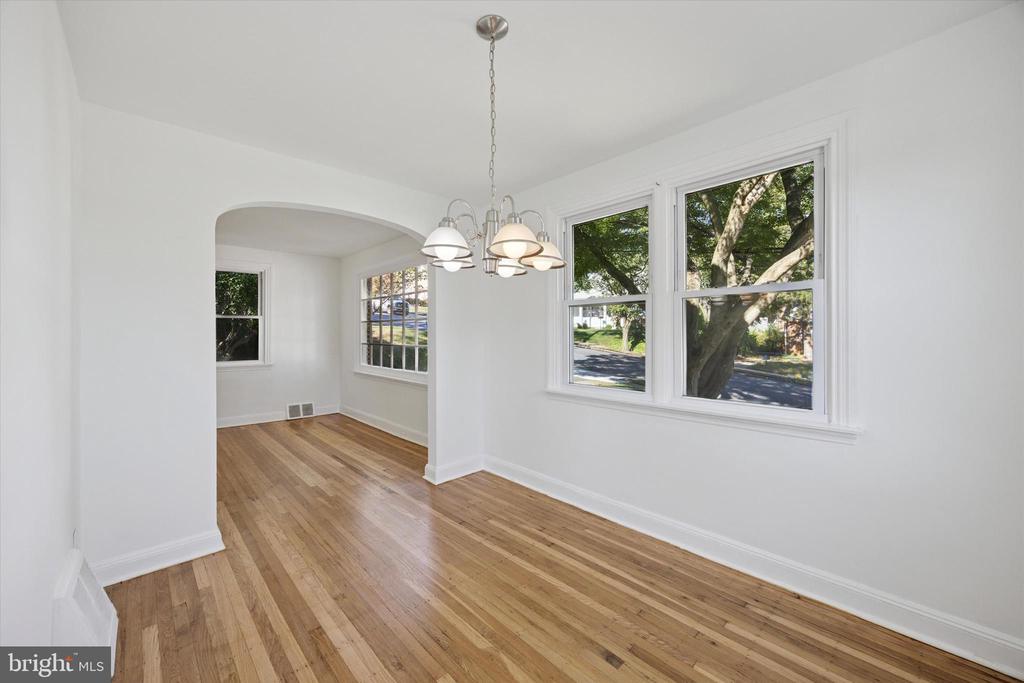 1228 OLD LANE